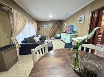 Imagen7 · Casa 4 Ambientes con Amplio Jardín y Terraza en Barrio El Progreso