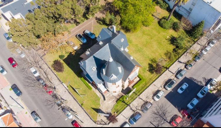 Venta de emblemático chalet histórico "Villa Santa Paula", 626m² en Güemes