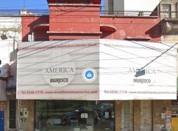 Local comercial · 250m² · Local en Remedios de Escalada