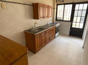 PH de 3 ambientes, La Plata · Departamento en Venta en Calle 37 Entre 21 y 22 - 2 Dorm.