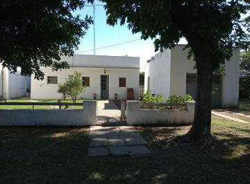 Casa de 5 ambientes, Saladillo · Vendo Casa de 92 m² Sobre Dos Terrenos de 534 m²