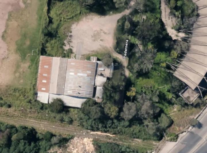Terreno · 900m²