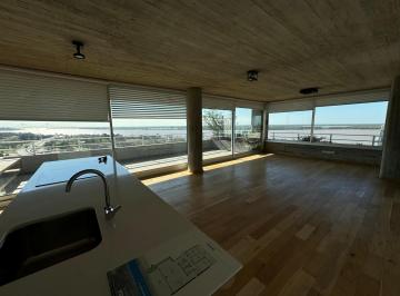 Departamento · 94m² · 6 Ambientes · Departamento en Alberdi
