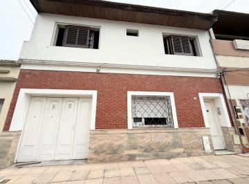 PH · 106m² · 3 Ambientes · 1 Cochera · PH 3 Ambientes y Cochera en Lanús Este