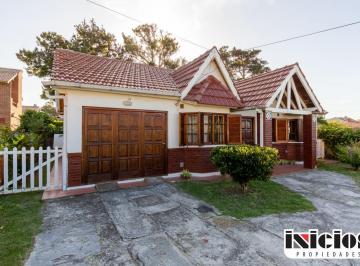Casa de 3 ambientes, Mar de Ajó · Casa en Lote: Catamarca Nº 456 - Mar de Ajó Norte - C722