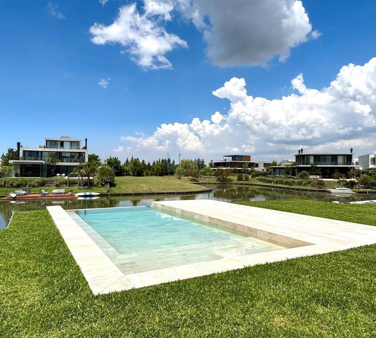 VENTA casa a estrenar en Virazón Nordelta al lago! OPORTUNIDAD!!!