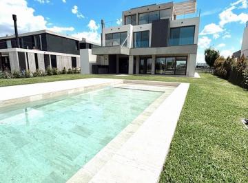 Casa · 336m² · 9 Ambientes · 2 Cocheras · Casa en Venta en Virazón, Nordelta, Tigre