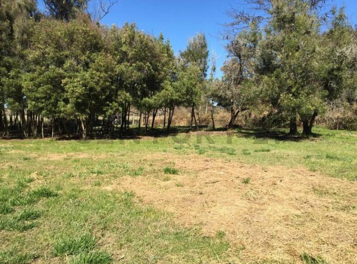 Terreno · 1211m²