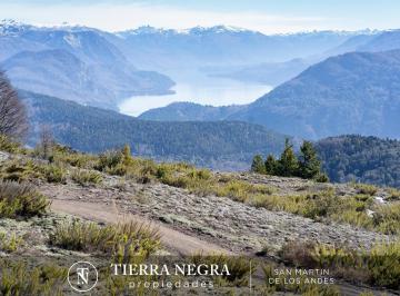 Terreno · 3243m² · Espectacular Lote en Est. Miralejos, con Vista Al Lacar.