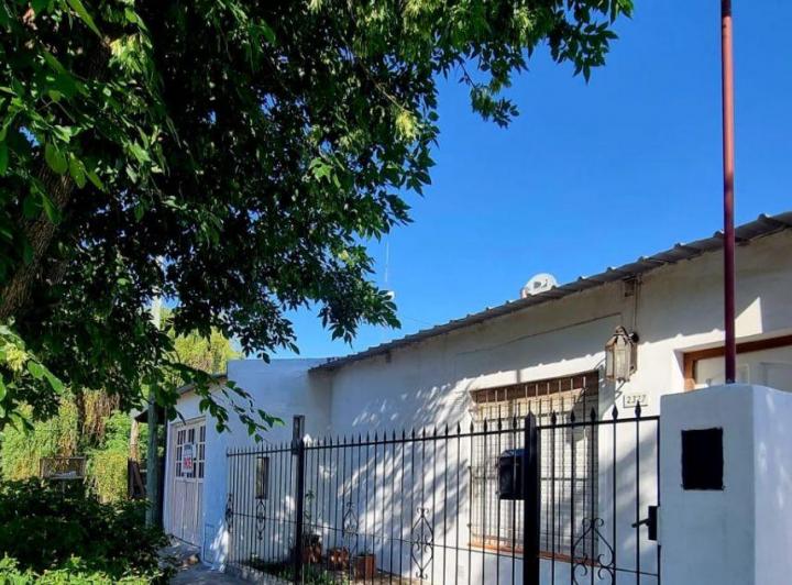 Casa · 95m² · 4 Ambientes · 1 Cochera