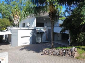 Casa de 5 ambientes, Córdoba · Costa Verde Toda 1 Sola Planta! Uss 680.000
