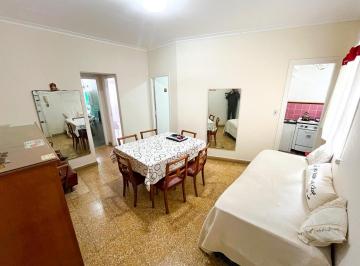 Departamento · 61m² · 2 Ambientes · 2 Ambientes con Balcón a La Calle - a Dos Cuadras del Mar
