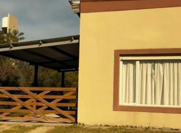 Casa de 2 ambientes, Claromecó · Vendemos Dos Propiedades en Una, con Pileta y Quincho - Balneario Claromeco