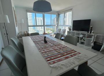 Departamento · 120m² · 4 Ambientes · 1 Cochera · Apartamento en Punta del Este