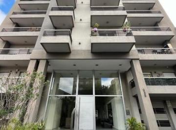 Departamento de 2 ambientes, Morón · Departamento de 2 Ambientes con Disposición Al Frente