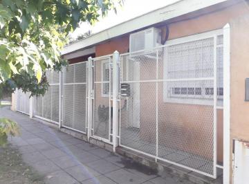PH · 60m² · 3 Ambientes · 1 Cochera · PH con Jardin en Venta en Ituzaingó