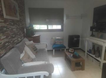 Departamento · 70m² · 3 Ambientes · 1 Cochera · Departamento en Alq. Temporario Ubicado en Pinamar, Costa Atlántica, Buenos Aires