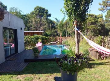 Casa · 60m² · 3 Ambientes · Casa Chalet en Alq. Temporario Ubicado en Valeria del Mar, Costa Atlántica, Buenos Aires