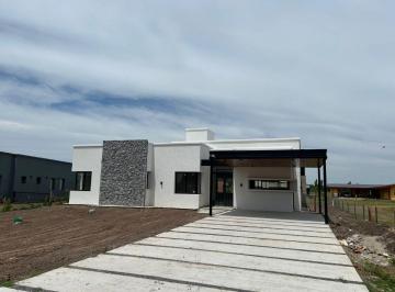 Casa de 4 ambientes, Luján · Casa en Venta Los Juncos Lujan.