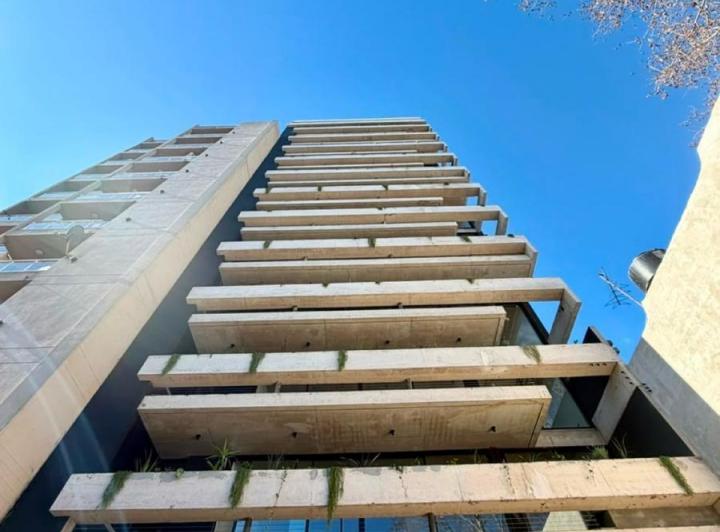 Desarrollo vertical · Mitre 1144 - Anton