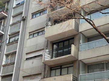 Departamento · 31m² · 2 Ambientes · 2 Ambientes en Recoleta, Peña 2200 Entre Azcuénaga y Uriburu. Apto Crédito.