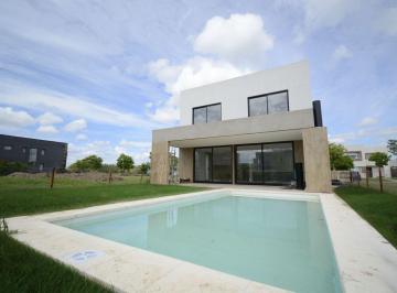 Casa · 167m² · 4 Ambientes · 2 Cocheras · Venta Casa 4 Ambientes - Araucarias - Puertos - a Estrenar!