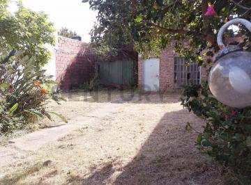 PH · 49m² · Venta PH con 250 m² Totales – a 3 Cuadras de Av San Martín - Lanus