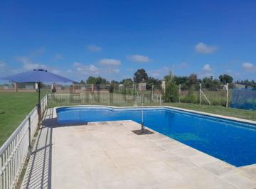 Quinta vacacional · 90m² · 4 Ambientes · Casa Quinta en Berisso Los Talas. Acepta Permuta en Parte de Pago