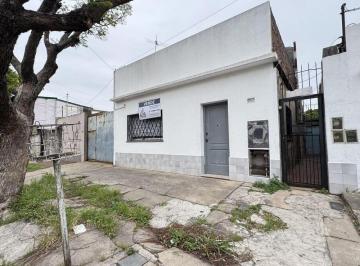 Casa · 90m² · 5 Ambientes · Venta en Block 2 Unidades + Lote Libre