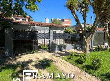 Casa · 78m² · 4 Ambientes · 1 Cochera · Casa 3 Habitaciones, Fondo Grande, Estacion Longchamps, Venta