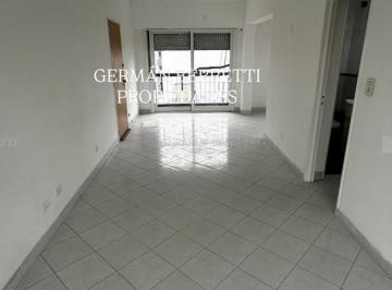 Departamento · 70m² · 3 Ambientes · Departamento en Venta Ubicado en Lanús Oeste, Lanús, G. B. a. Zona Sur