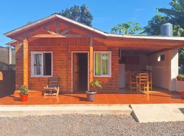 Casa · 65m² · 2 Ambientes · Casa Chalet en Venta Ubicado en Puerto Iguazú, Misiones, Argentina