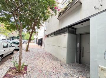 PH de 4 ambientes, Villa Urquiza · Apto Crédito. Triplex 4 Ambientes, 3 Dorm., Super Funcional. Patio y Terraza con Parrilla.
