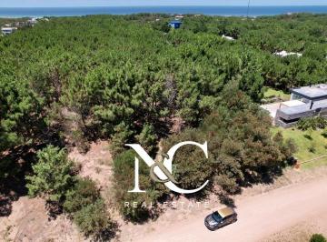 Terreno · 990m² · Terreno Lote en Venta en Costa Esmeralda Arbolado