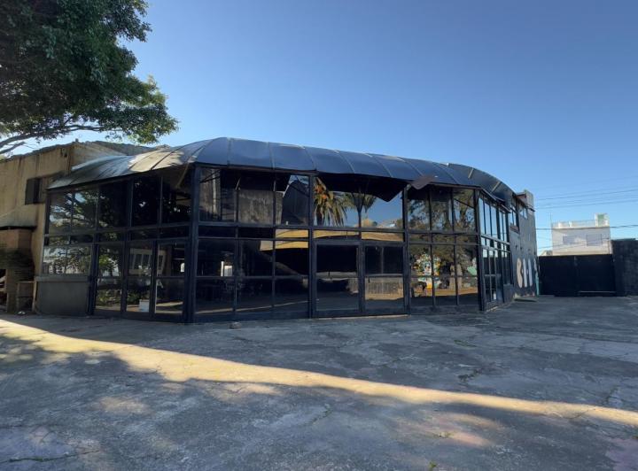 Local comercial · 600m² · 1 Ambiente