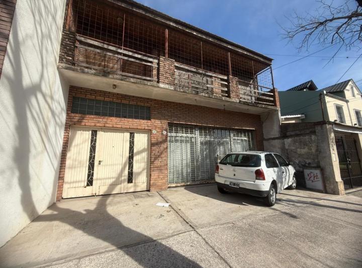 Local comercial · 266m²