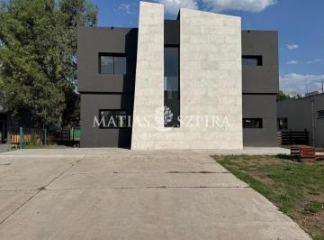 Casa · 150m² · 4 Ambientes · Casa en Venta Alvarez del Bosque