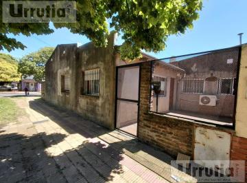 Casa · 113m² · 4 Ambientes · 2 Cocheras · Casa en Moron