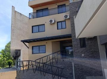 Departamento · 3 Ambientes · 1 Cochera · Miralejos 8
