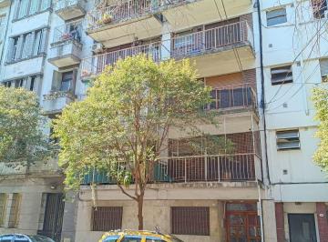 Departamento de 3 ambientes, Once · Excelente Depto. 3 Ambientes C/balcon en La Calle Dean Funes Al 300, Once