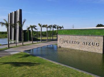 Terreno , Berazategui · Hudson - "Nizuc" Lote Interno 932 m²