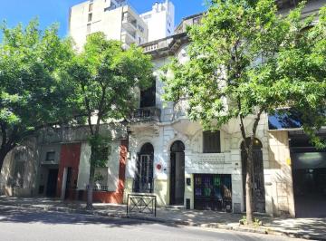 Casa · 233m² · 10 Ambientes · Venta de Casa con 4 Dorm. Dependencias y Terraza en Oroño y Urquiza