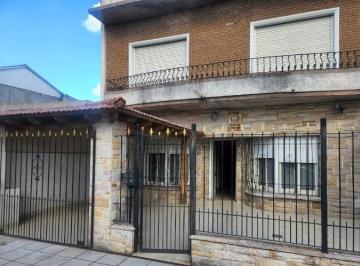 Casa de 5 ambientes, Lanús · Casa en Venta de 6 Ambientes en Lanús