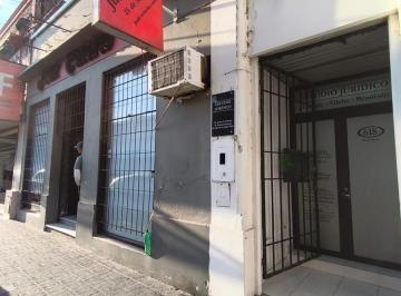 Local comercial · 131m² · Local Comercial con Excelente Ubicación