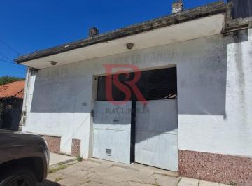 Bodega-Galpón · 253m² · Gz - Galpon Doble Altura Desarrollado Sobre Lote de 9 por 30