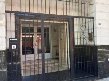 Departamento de 2 ambientes, Boedo · Dos Ambientes en Muy Buena Ubicación 2° Piso X Escalera