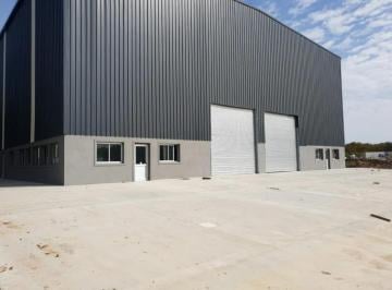 Bodega-Galpón · 3000m² · 20 Cocheras · Impresionante Galpón en Alquiler en Ezeiza