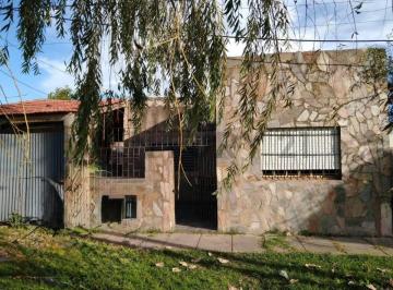 Casa · Venta de Casa en Venta Dos Dorm. Cocina Comedor y Garag