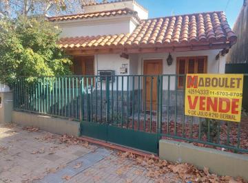 Casa de 3 ambientes, Quilmes · Venta Casa en Bernal