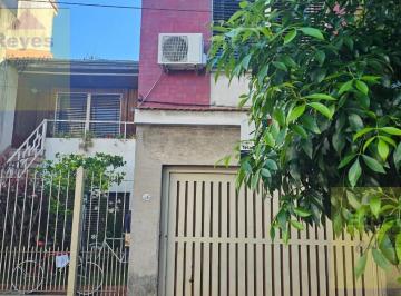 Casa · 165m² · 6 Ambientes · 4 Cocheras · Casa en Lanús Este